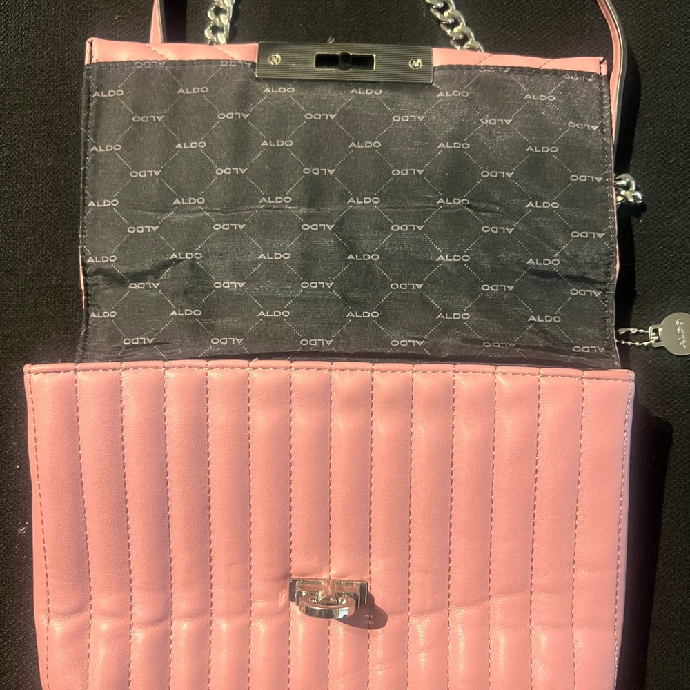 Lavender Quilted Aldo Crossbody Bag - Picture 5 of 6